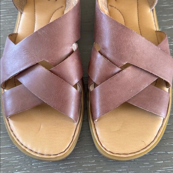 Born ITHICA Chestnut Leather Slip-On Crisscross Open Toe Casual Sandals Size 10M - Picture 12 of 12
